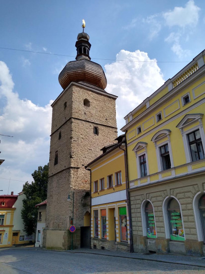 Vysok Mto 12