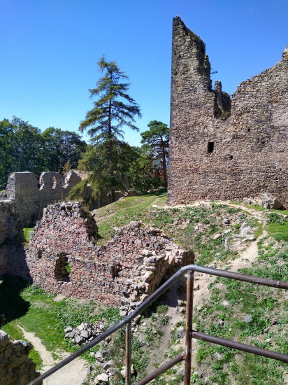 Helfenburk 32