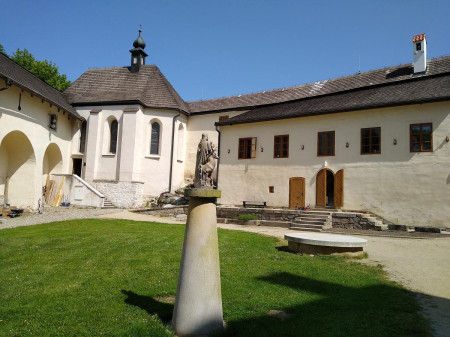 Rostej 12